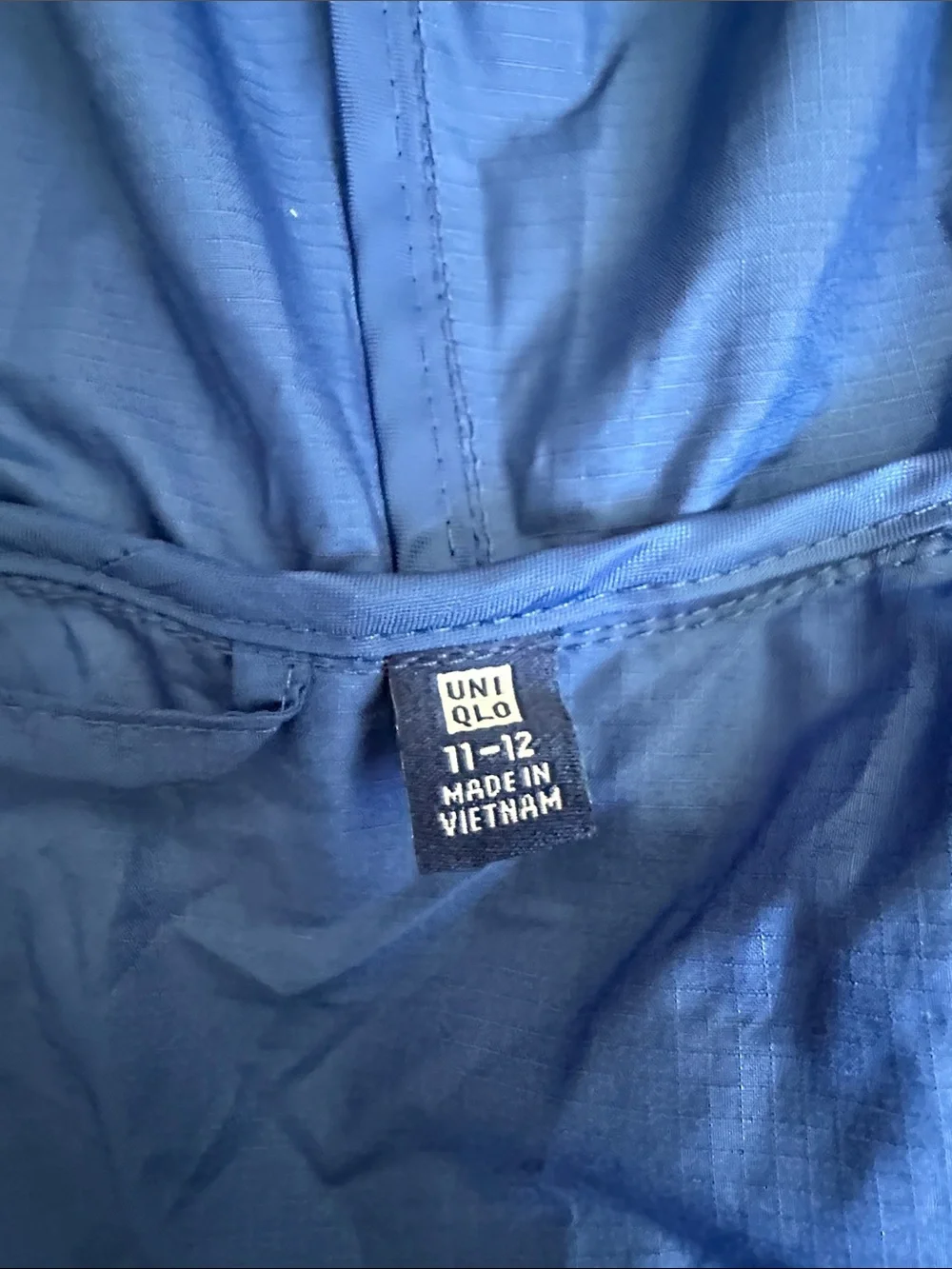 Uniqlo lightweight hooded